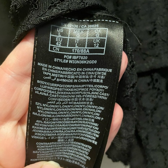 Guess Women’s Black Lace Biker Jacket Cropped Size Large - Picture 5 of 7